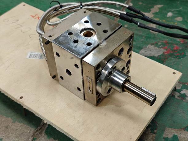 melt pump