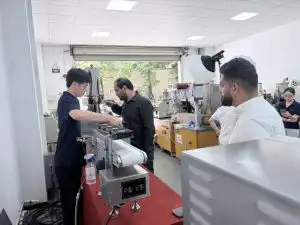 Twin-screw extruder